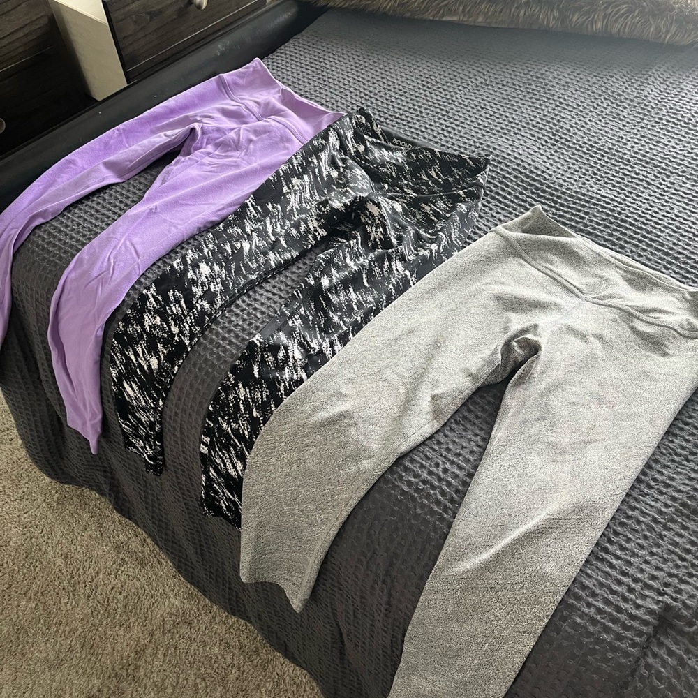 3 pairs of beyond yoga leggings. Worn a few times. In great condition
